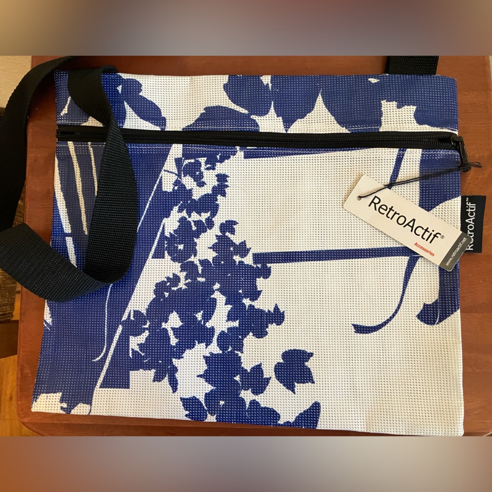 Retroactif Purse